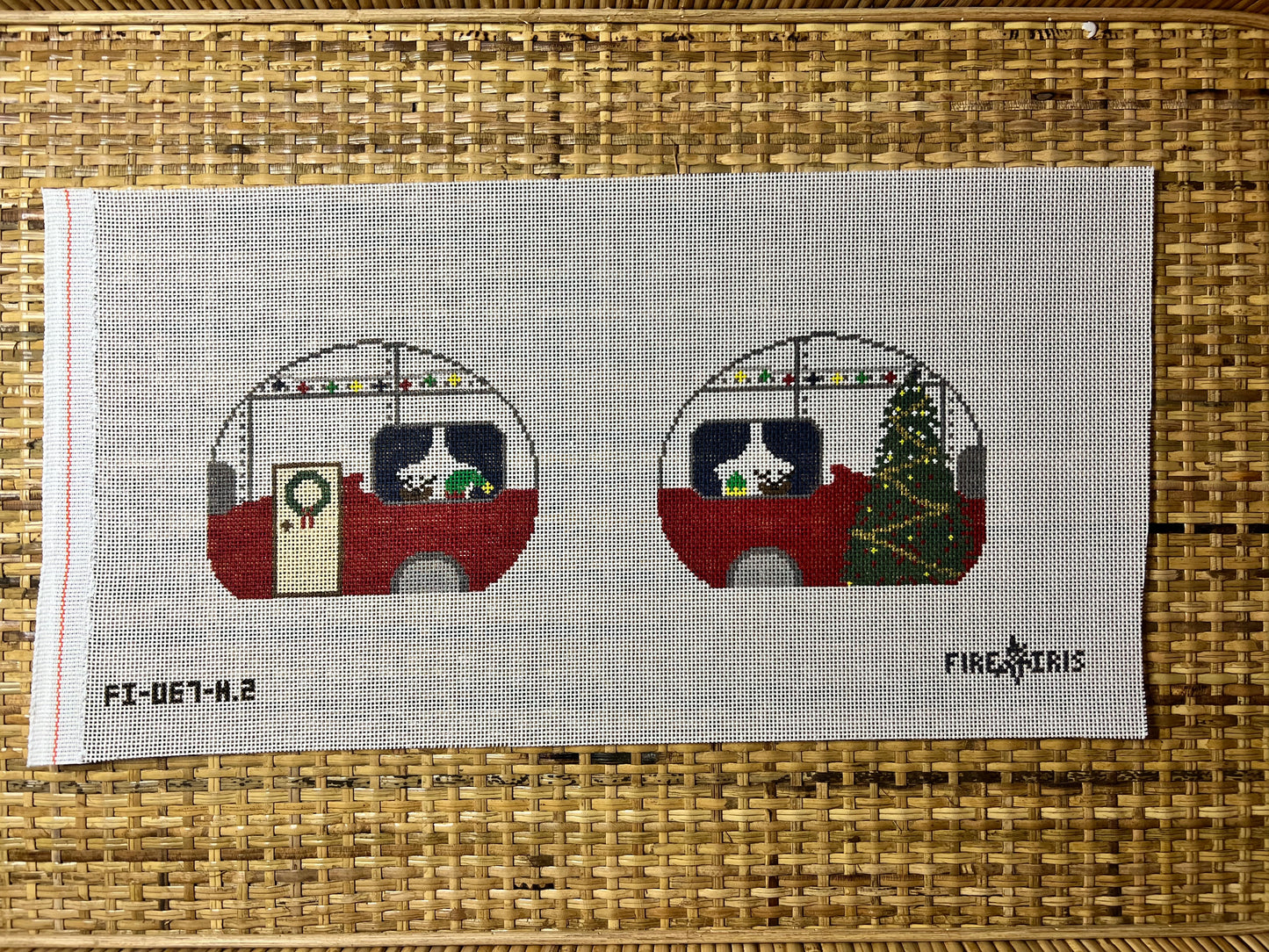 Holiday Airstream Camper (two sided finish)