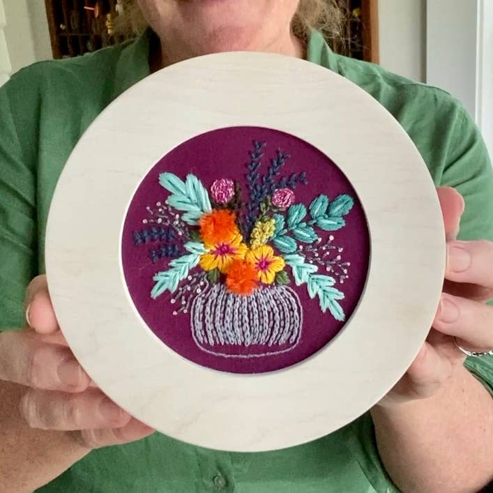 Modern Embroidery Hoop Frame for 4" Hoops: White Stain / Circle